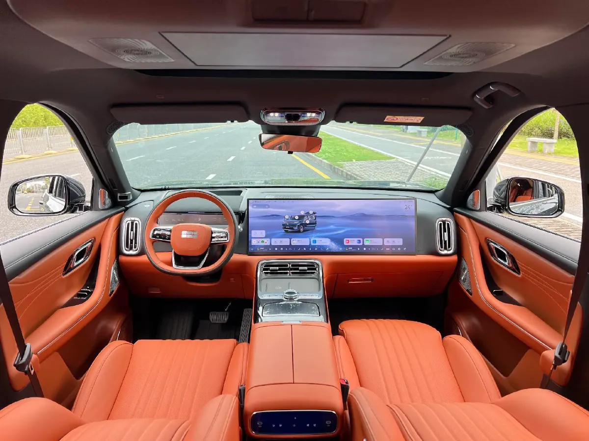 2025 Volkswagen Tiguan L 2.0T 220HP L4 7DCT,autocango,china used car exporter,china ev exporter,chinese used car exporter,chinese used ev exporter