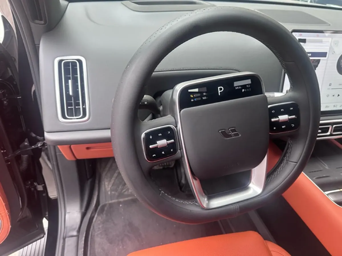 2025 Li L9 Range Extended 154HP REEV,autocango,china used car exporter,china ev exporter,chinese used car exporter,chinese used ev exporter