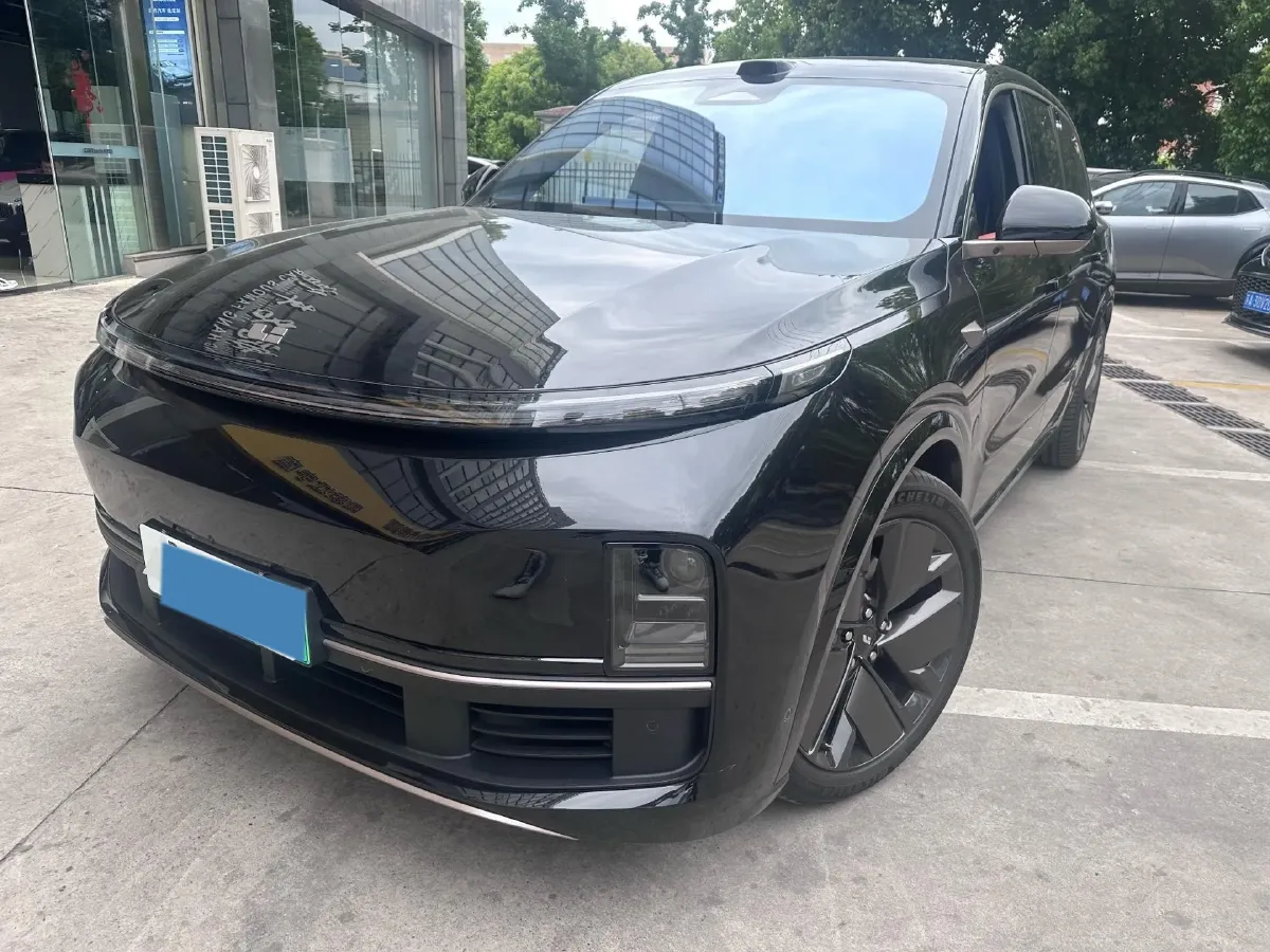 2025 Li L9 Range Extended 154HP REEV,autocango,china used car exporter,china ev exporter,chinese used car exporter,chinese used ev exporter