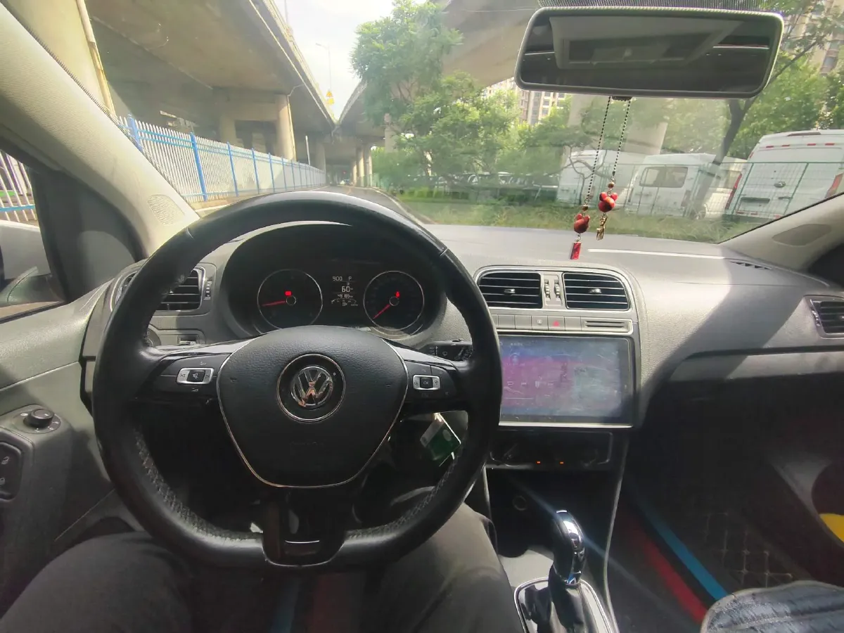 2016 Volkswagen Polo 1.6L 110HP L4 6AT,autocango,china used car exporter,china ev exporter,chinese used car exporter,chinese used ev exporter