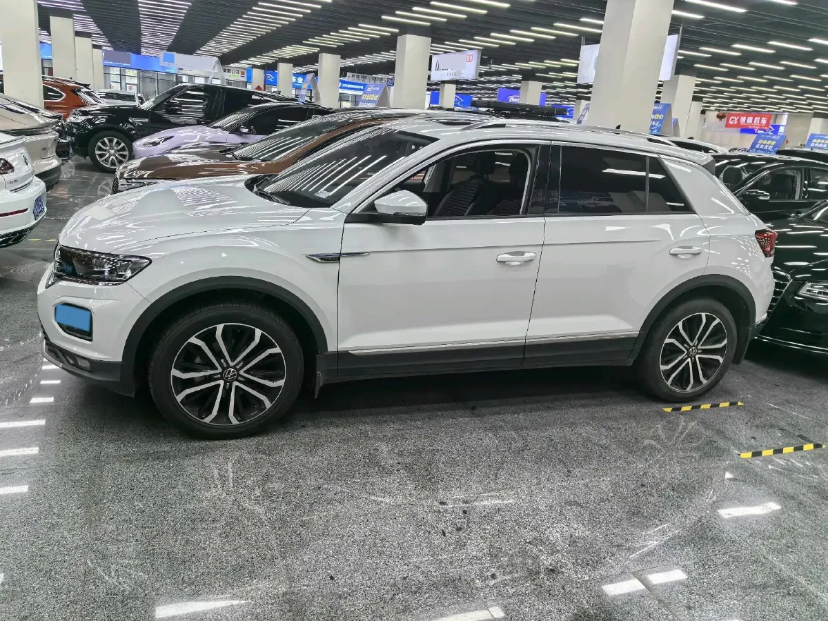 2021 Volkswagen T-Roc 1.4T 150HP L4 7DCT,autocango,china used car exporter,china ev exporter,chinese used car exporter,chinese used ev exporter
