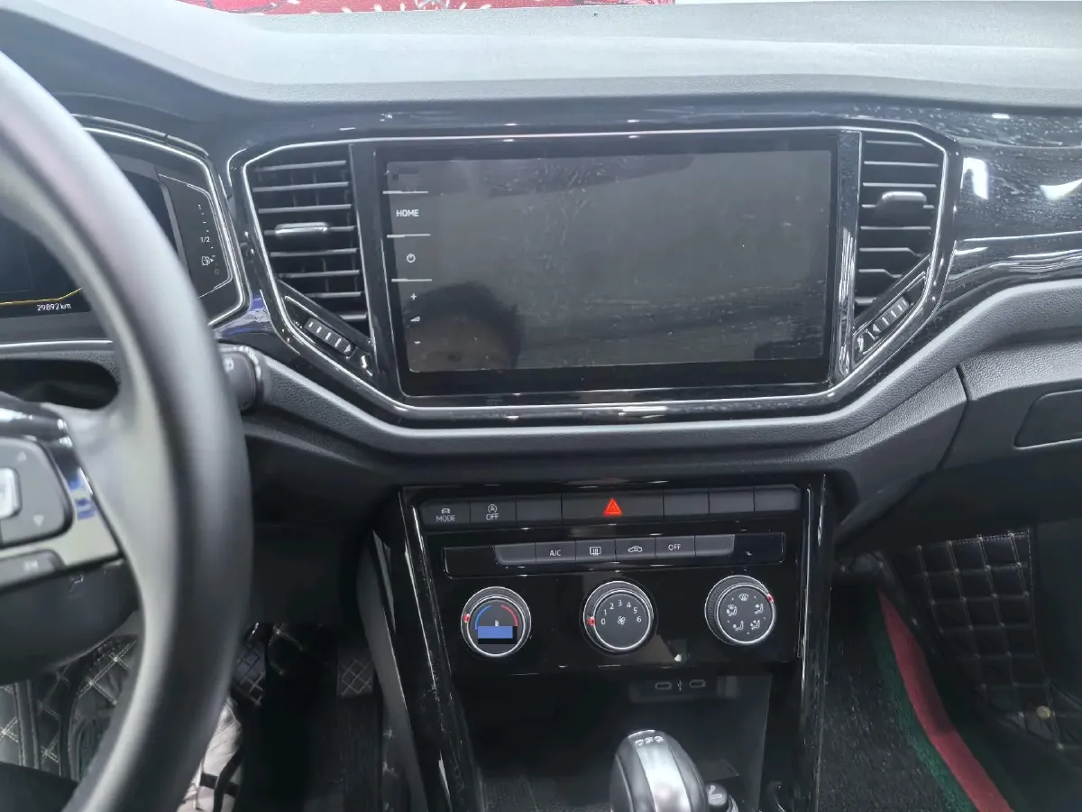 2021 Volkswagen T-Roc 1.4T 150HP L4 7DCT,autocango,china used car exporter,china ev exporter,chinese used car exporter,chinese used ev exporter