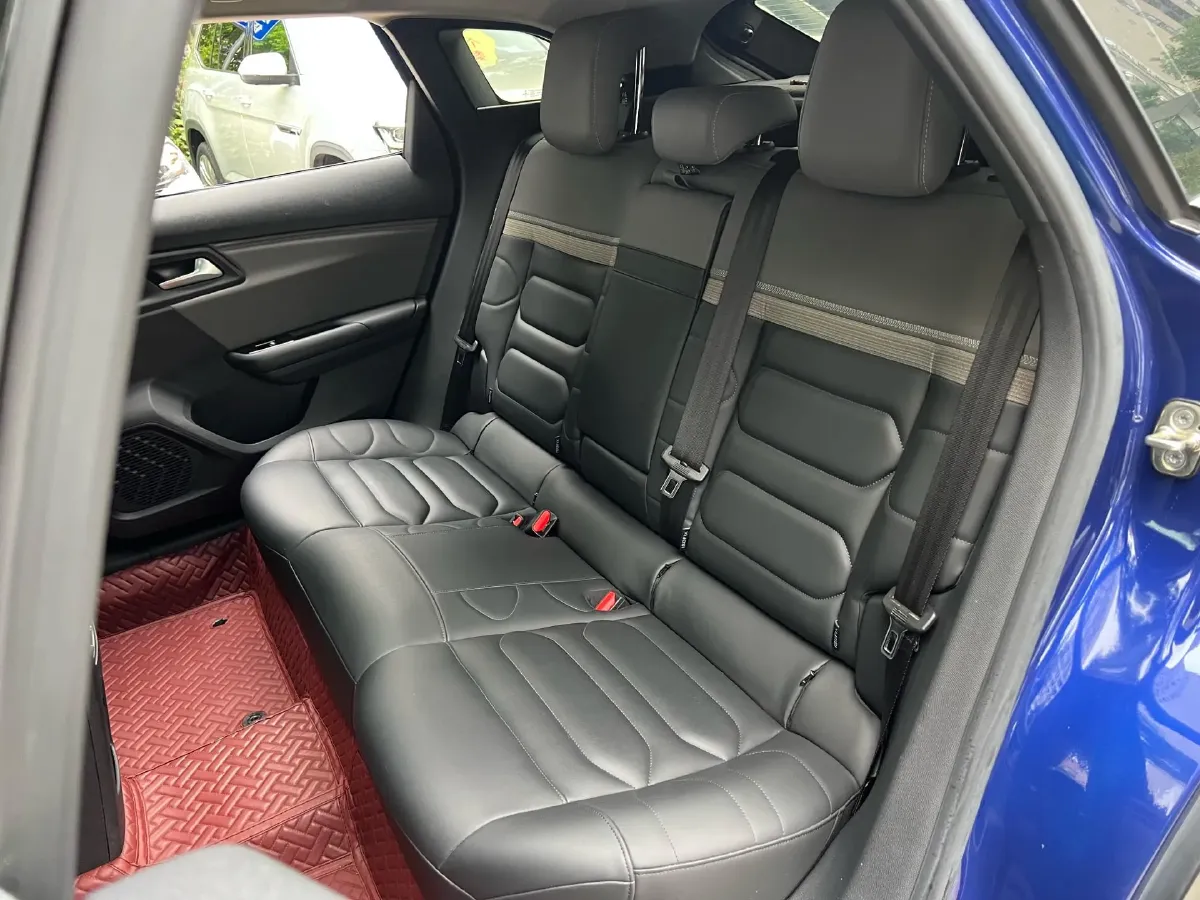 2021 Citroen C5 X 1.6T 175HP L4 8AT,autocango,china used car exporter,china ev exporter,chinese used car exporter,chinese used ev exporter
