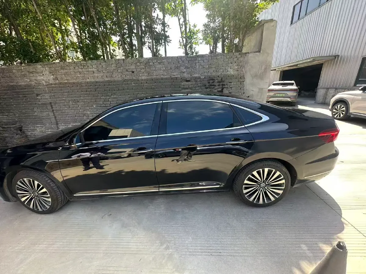 2020 Volkswagen Passat 2.0T 186HP L4 7DCT,autocango,china used car exporter,china ev exporter,chinese used car exporter,chinese used ev exporter