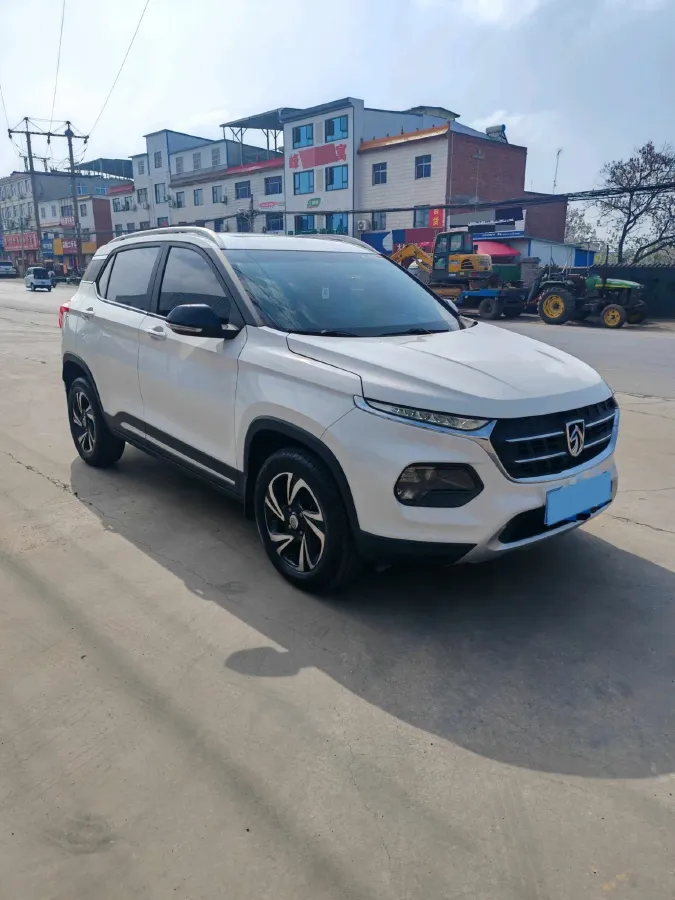 2017 BaoJun 510 1.5L 112HP L4 6MT,autocango,china used car exporter,china ev exporter,chinese used car exporter,chinese used ev exporter