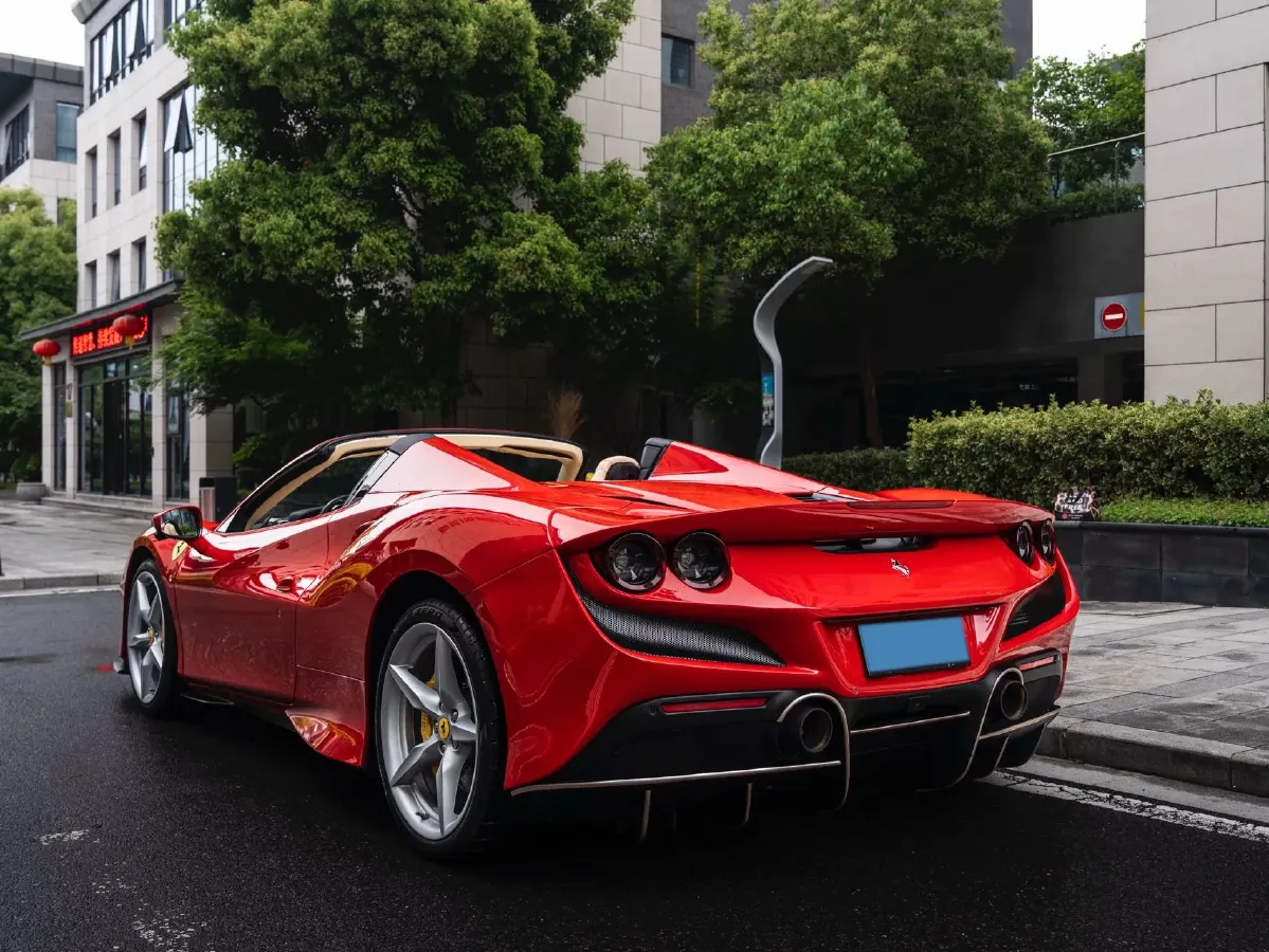 2020 Ferrari F8 3.9T 720HP V8 7DCT,autocango,china used car exporter,china ev exporter,chinese used car exporter,chinese used ev exporter