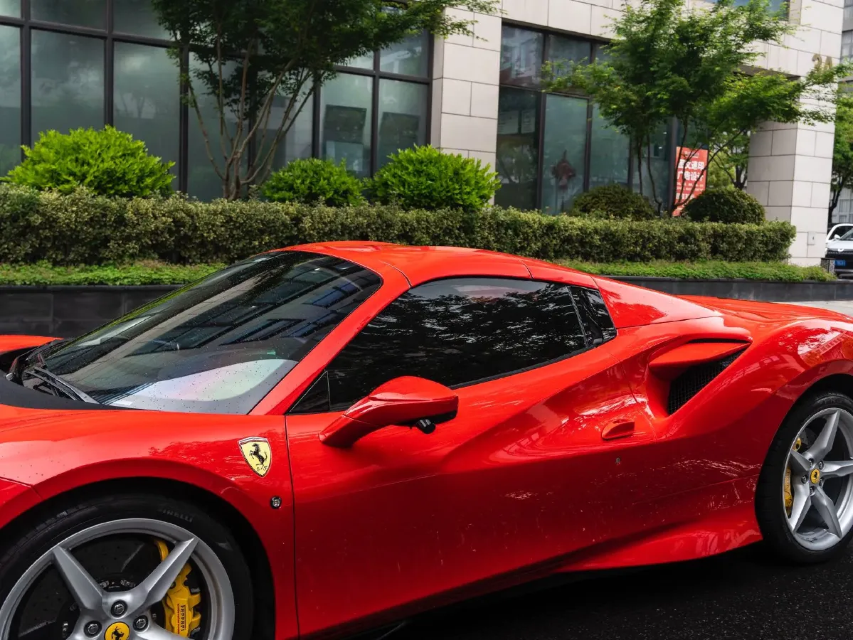 2020 Ferrari F8 3.9T 720HP V8 7DCT,autocango,china used car exporter,china ev exporter,chinese used car exporter,chinese used ev exporter