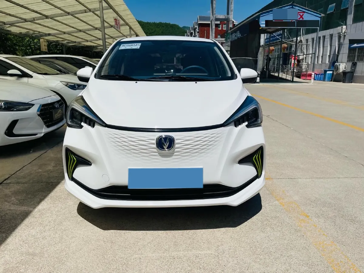 2022 ChangAn BenBen E-Star BEV 31.95KWH,autocango,china used car exporter,china ev exporter,chinese used car exporter,chinese used ev exporter