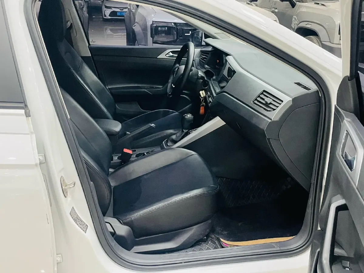 2023 Volkswagen Polo 1.5L 110HP L4 6AT,autocango,china used car exporter,china ev exporter,chinese used car exporter,chinese used ev exporter