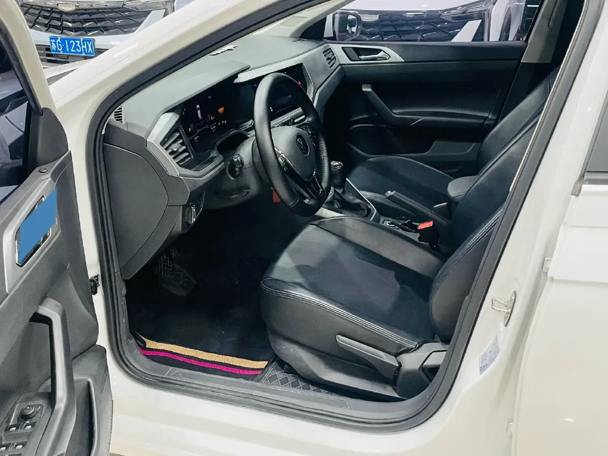 2023 Volkswagen Polo 1.5L 110HP L4 6AT,autocango,china used car exporter,china ev exporter,chinese used car exporter,chinese used ev exporter