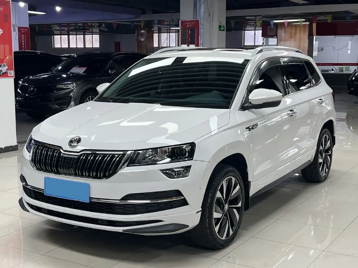 2022 Skoda Karoq 1.4T 150HP L4 7DCT,autocango,china used car exporter,china ev exporter,chinese used car exporter,chinese used ev exporter