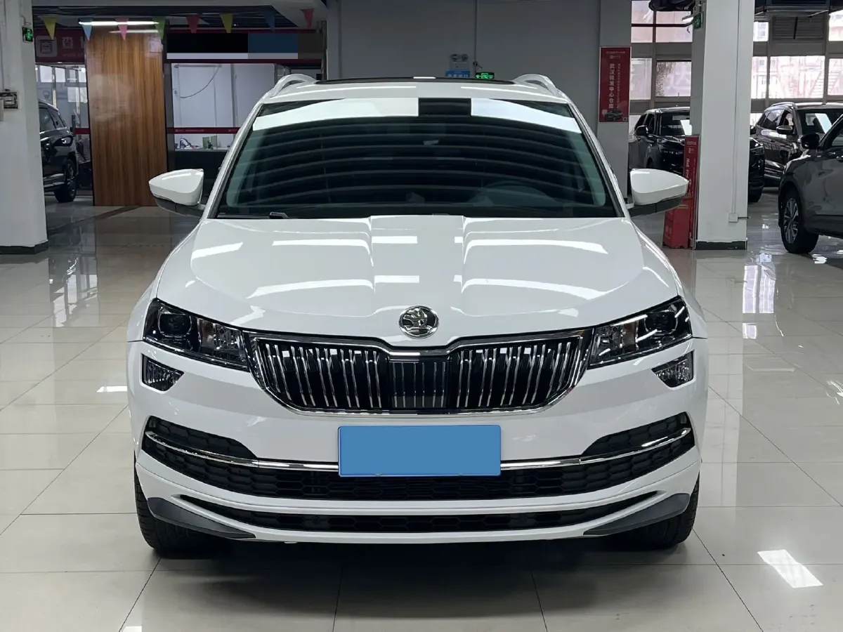 2022 Skoda Karoq 1.4T 150HP L4 7DCT,autocango,china used car exporter,china ev exporter,chinese used car exporter,chinese used ev exporter