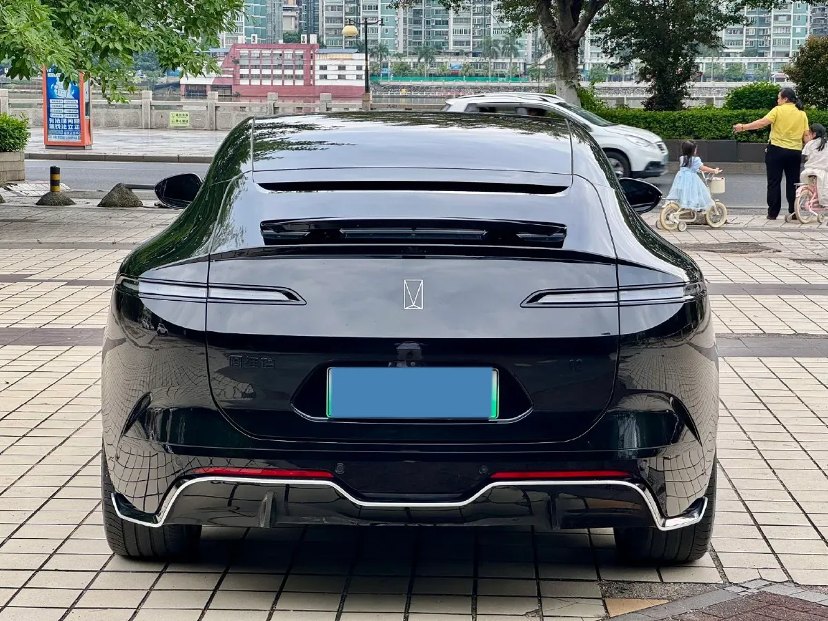 2024 Avatr 12 BEV 94.5KWH,autocango,china used car exporter,china ev exporter,chinese used car exporter,chinese used ev exporter