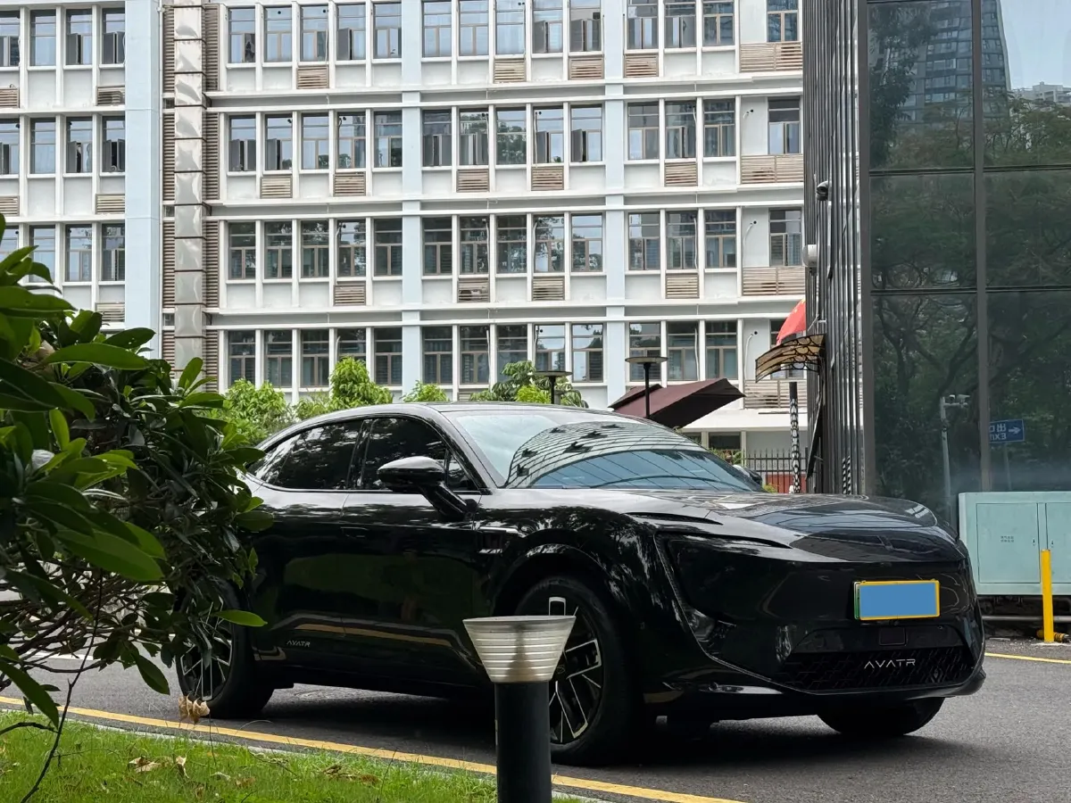 2025 Avatr 11 1.5T 156HP L4 REEV 39.05KWH,autocango,china used car exporter,china ev exporter,chinese used car exporter,chinese used ev exporter