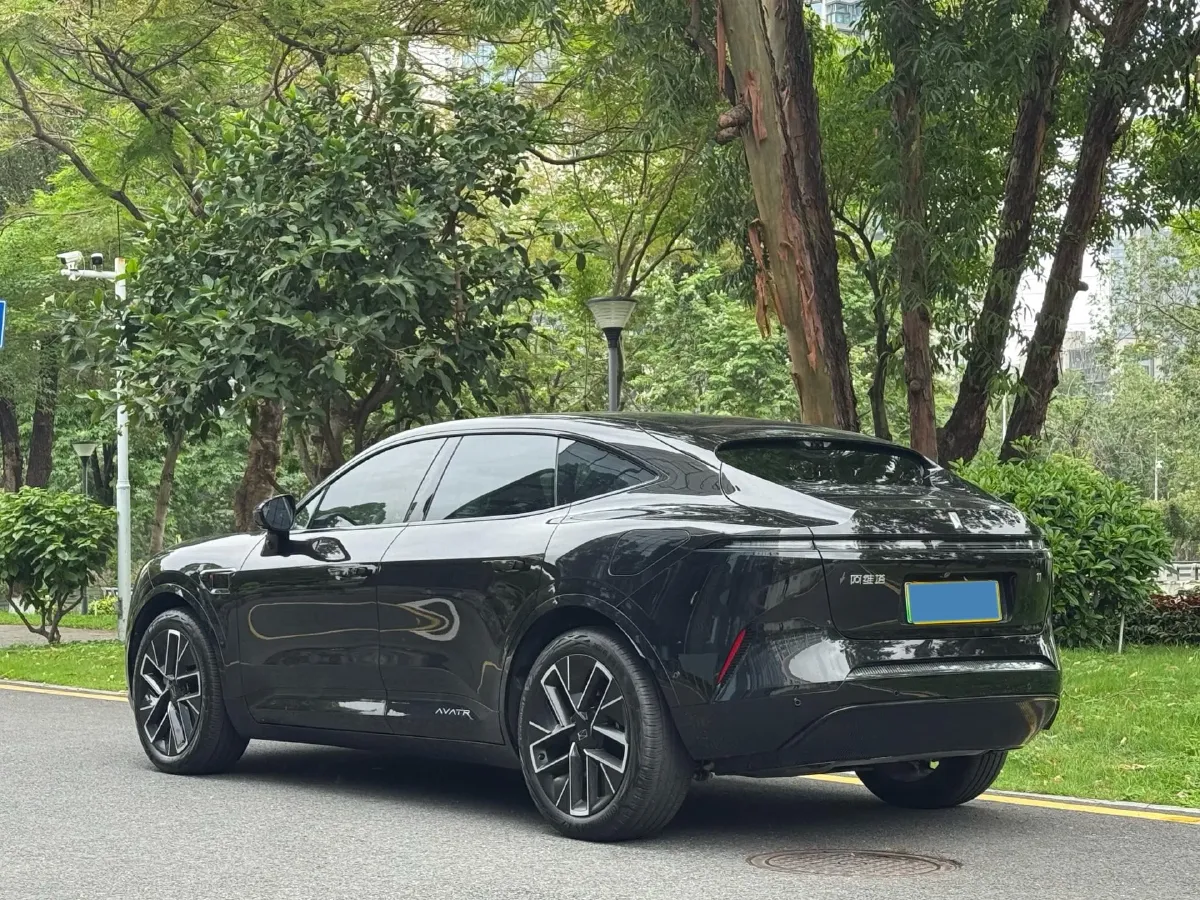 2025 Avatr 11 1.5T 156HP L4 REEV 39.05KWH,autocango,china used car exporter,china ev exporter,chinese used car exporter,chinese used ev exporter