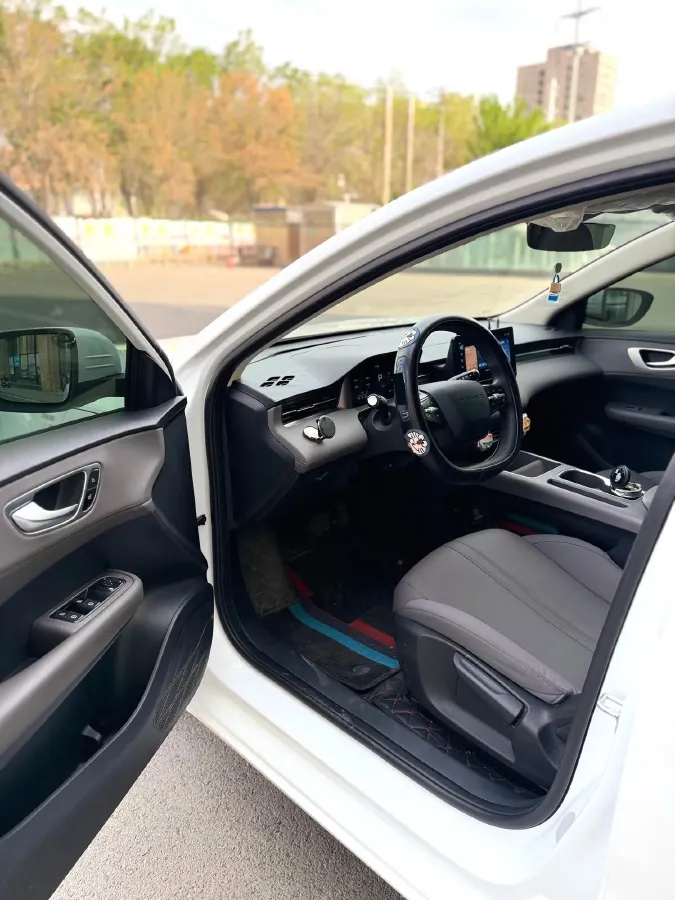 2025 Roewe D6 BEV,autocango,china used car exporter,china ev exporter,chinese used car exporter,chinese used ev exporter