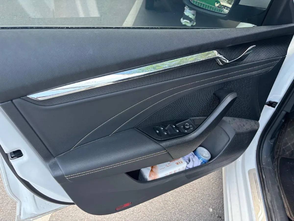 2022 Skoda Octavia 1.4T 150HP L4 7DCT,autocango,china used car exporter,china ev exporter,chinese used car exporter,chinese used ev exporter