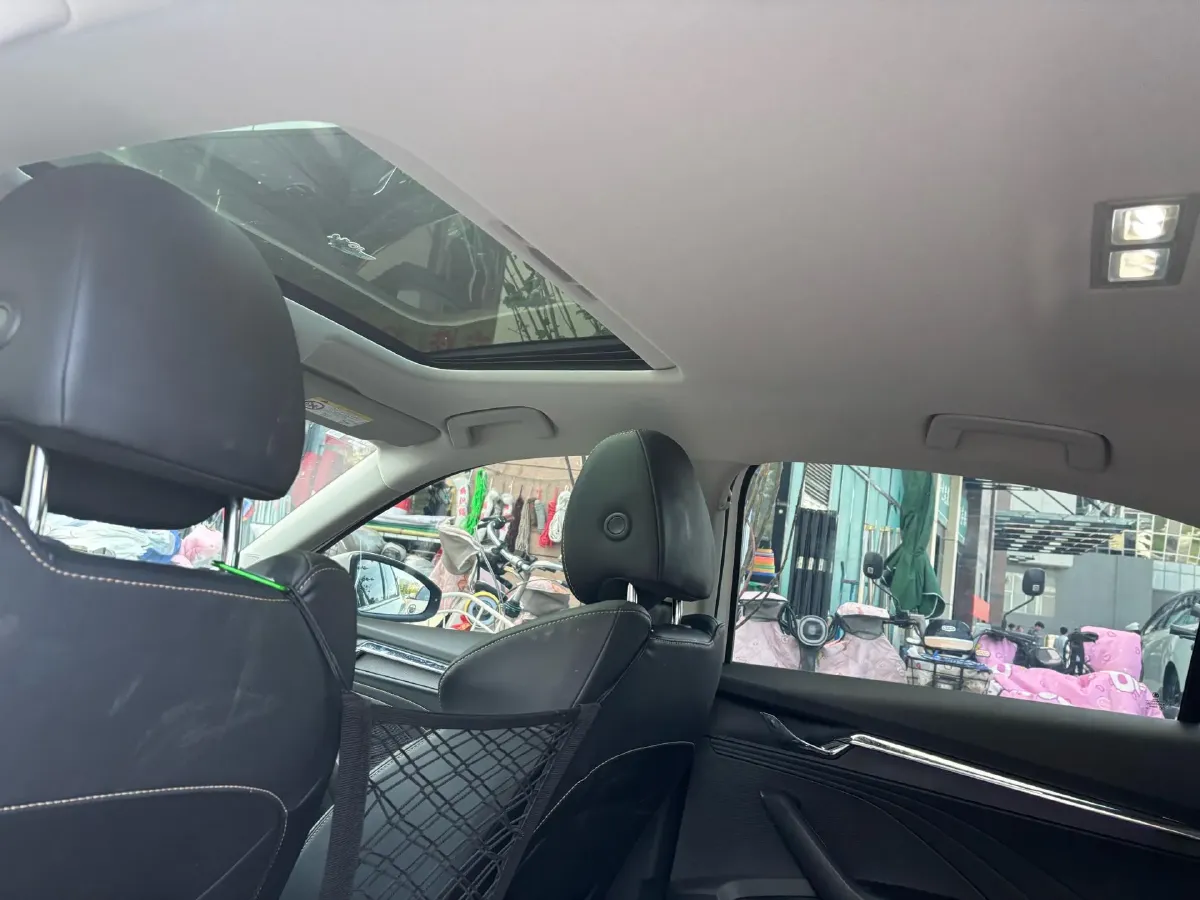 2022 Skoda Octavia 1.4T 150HP L4 7DCT,autocango,china used car exporter,china ev exporter,chinese used car exporter,chinese used ev exporter