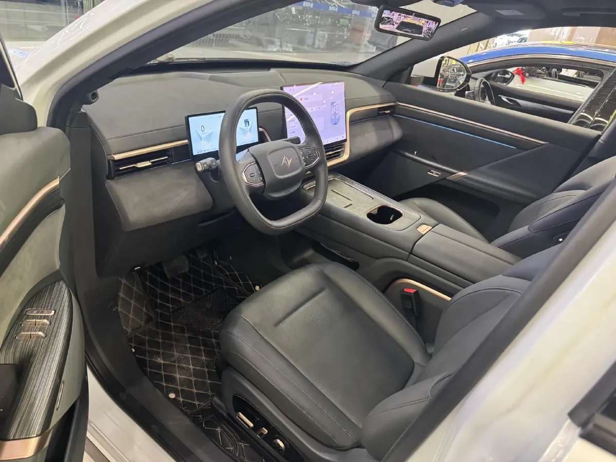 2025 DongFeng eπ eπ008 1.5T 147HP L4 REEV 34.32KWH,autocango,china used car exporter,china ev exporter,chinese used car exporter,chinese used ev exporter