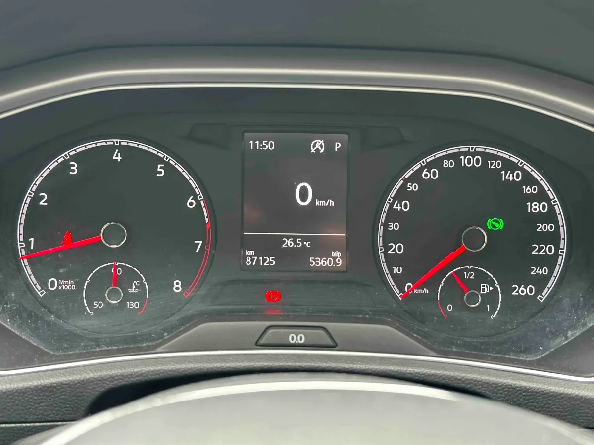 2021 Volkswagen T-Roc 1.4T 150HP L4 7DCT,autocango,china used car exporter,china ev exporter,chinese used car exporter,chinese used ev exporter