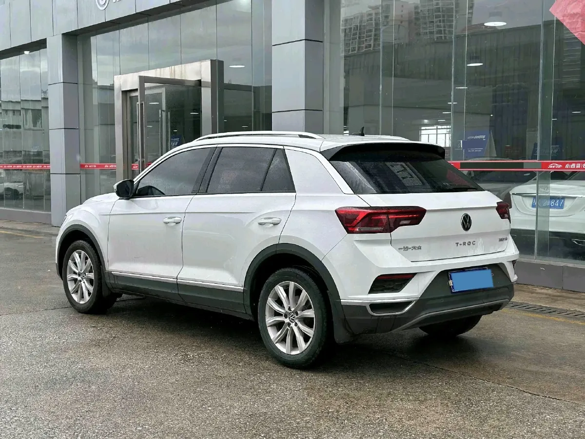 2021 Volkswagen T-Roc 1.4T 150HP L4 7DCT,autocango,china used car exporter,china ev exporter,chinese used car exporter,chinese used ev exporter