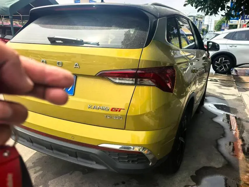 2020 Skoda Karoq 1.4T 150HP L4 7DCT,autocango,china used car exporter,china ev exporter,chinese used car exporter,chinese used ev exporter