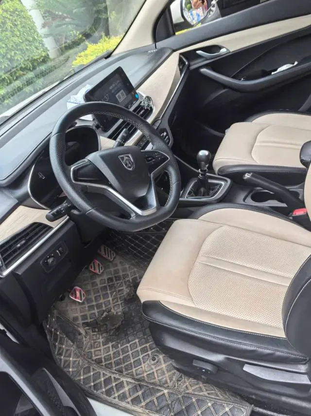 2018 BaoJun 360 1.5L 112HP L4 6MT,autocango,china used car exporter,china ev exporter,chinese used car exporter,chinese used ev exporter