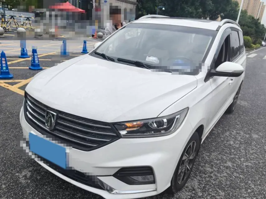 2018 BaoJun 360 1.5L 112HP L4 6MT,autocango,china used car exporter,china ev exporter,chinese used car exporter,chinese used ev exporter
