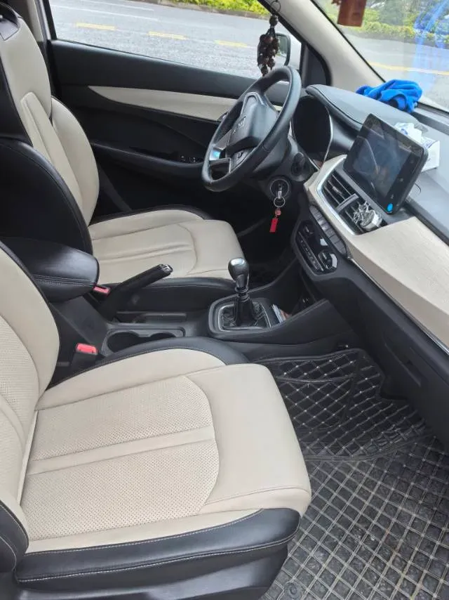 2018 BaoJun 360 1.5L 112HP L4 6MT,autocango,china used car exporter,china ev exporter,chinese used car exporter,chinese used ev exporter