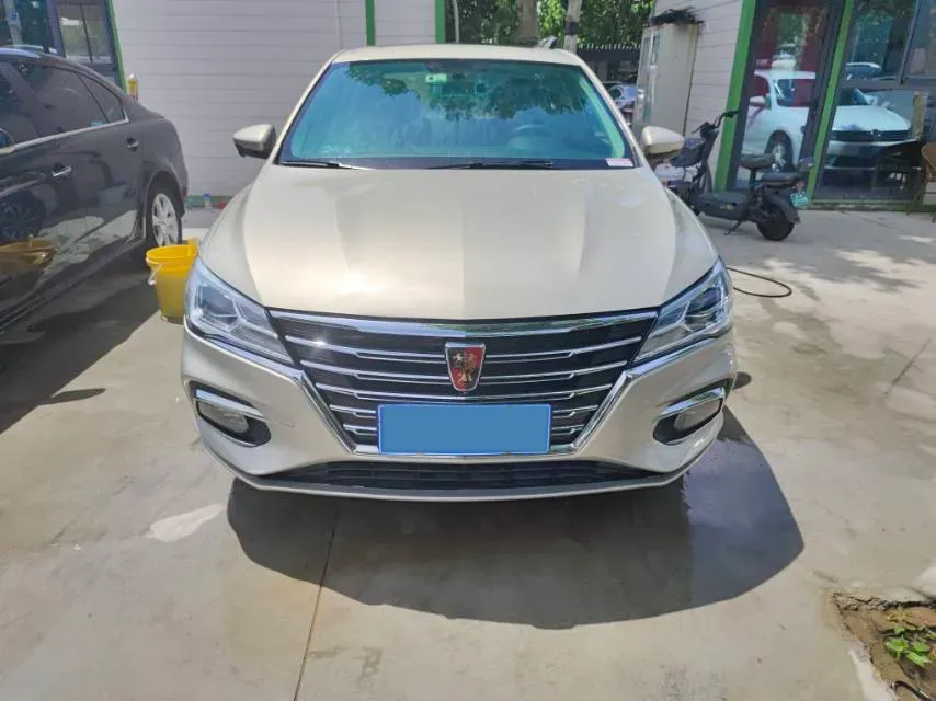 2020 Roewe i5 1.5L 120HP L4 CVT,autocango,china used car exporter,china ev exporter,chinese used car exporter,chinese used ev exporter