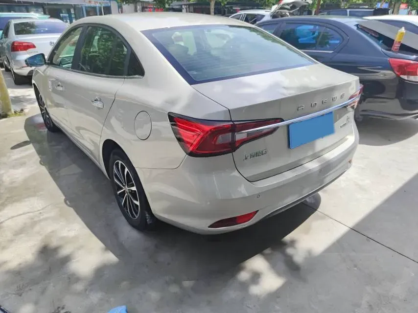 2020 Roewe i5 1.5L 120HP L4 CVT,autocango,china used car exporter,china ev exporter,chinese used car exporter,chinese used ev exporter
