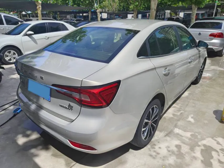 2020 Roewe i5 1.5L 120HP L4 CVT,autocango,china used car exporter,china ev exporter,chinese used car exporter,chinese used ev exporter