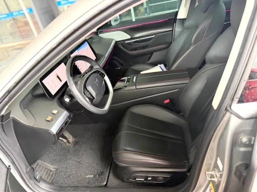 2020 DS 7 1.6T 215HP L4 8AT,autocango,china used car exporter,china ev exporter,chinese used car exporter,chinese used ev exporter