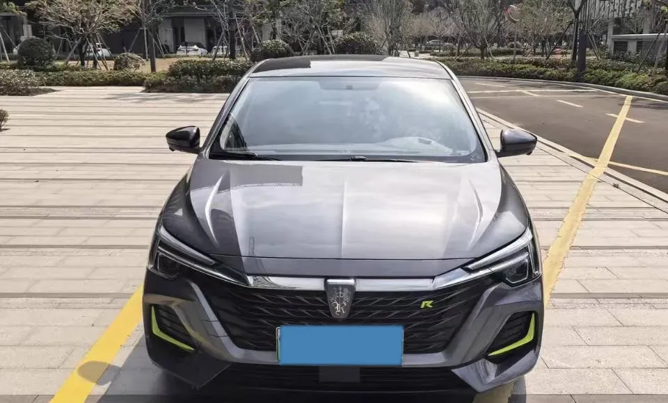 2021 Roewe i6 MAX 1.5T 169HP L4 AMT PHEV,autocango,china used car exporter,china ev exporter,chinese used car exporter,chinese used ev exporter