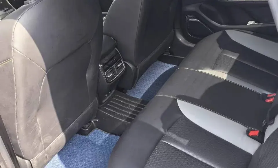 2021 Roewe i6 MAX 1.5T 169HP L4 AMT PHEV,autocango,china used car exporter,china ev exporter,chinese used car exporter,chinese used ev exporter