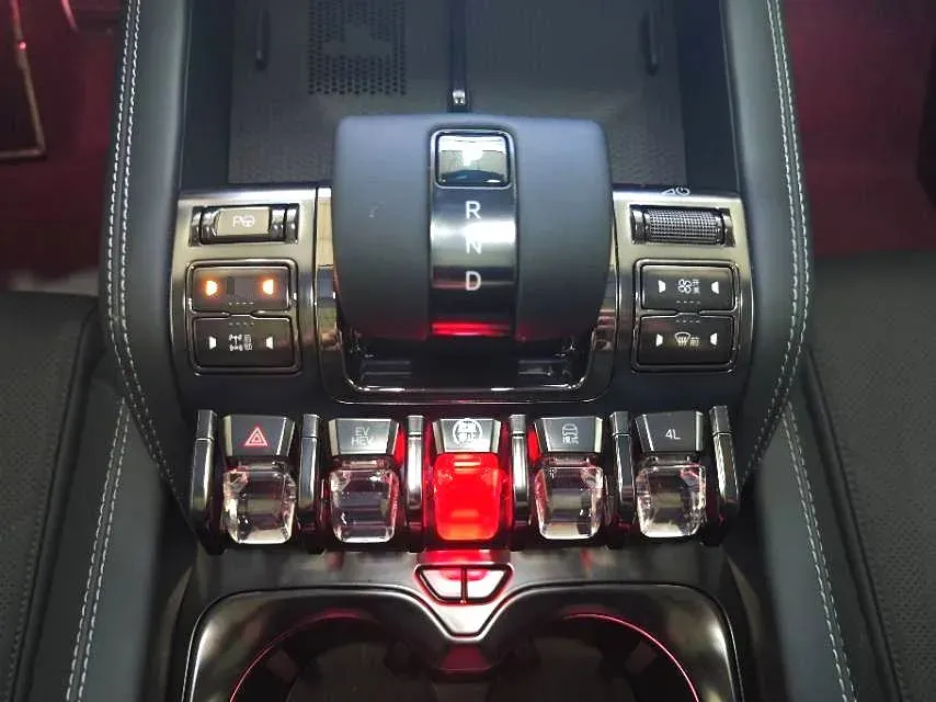 2023 FangChengBao Bao 5 1.5T 194HP L4 E-CVT PHEV 31.8KWH,autocango,china used car exporter,china ev exporter,chinese used car exporter,chinese used ev exporter