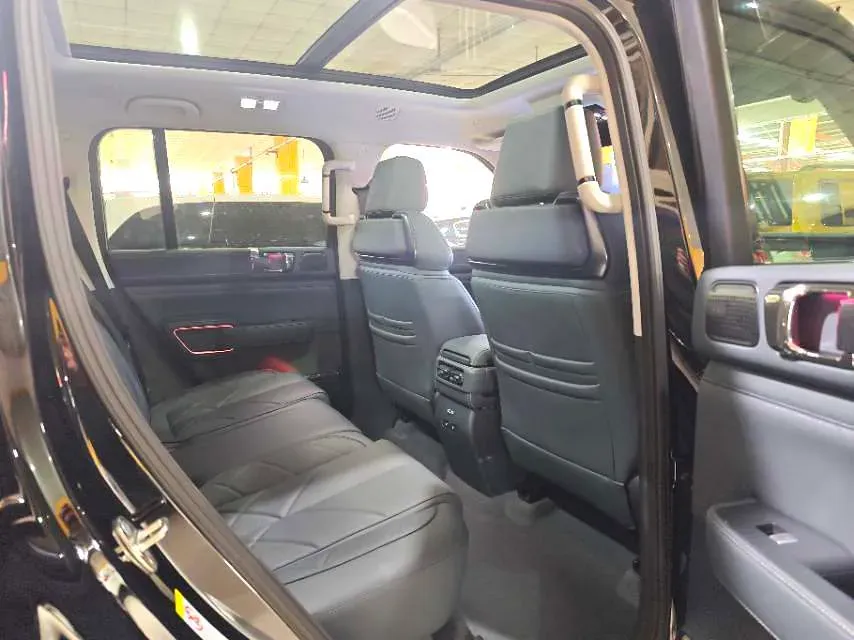 2023 FangChengBao Bao 5 1.5T 194HP L4 E-CVT PHEV 31.8KWH,autocango,china used car exporter,china ev exporter,chinese used car exporter,chinese used ev exporter