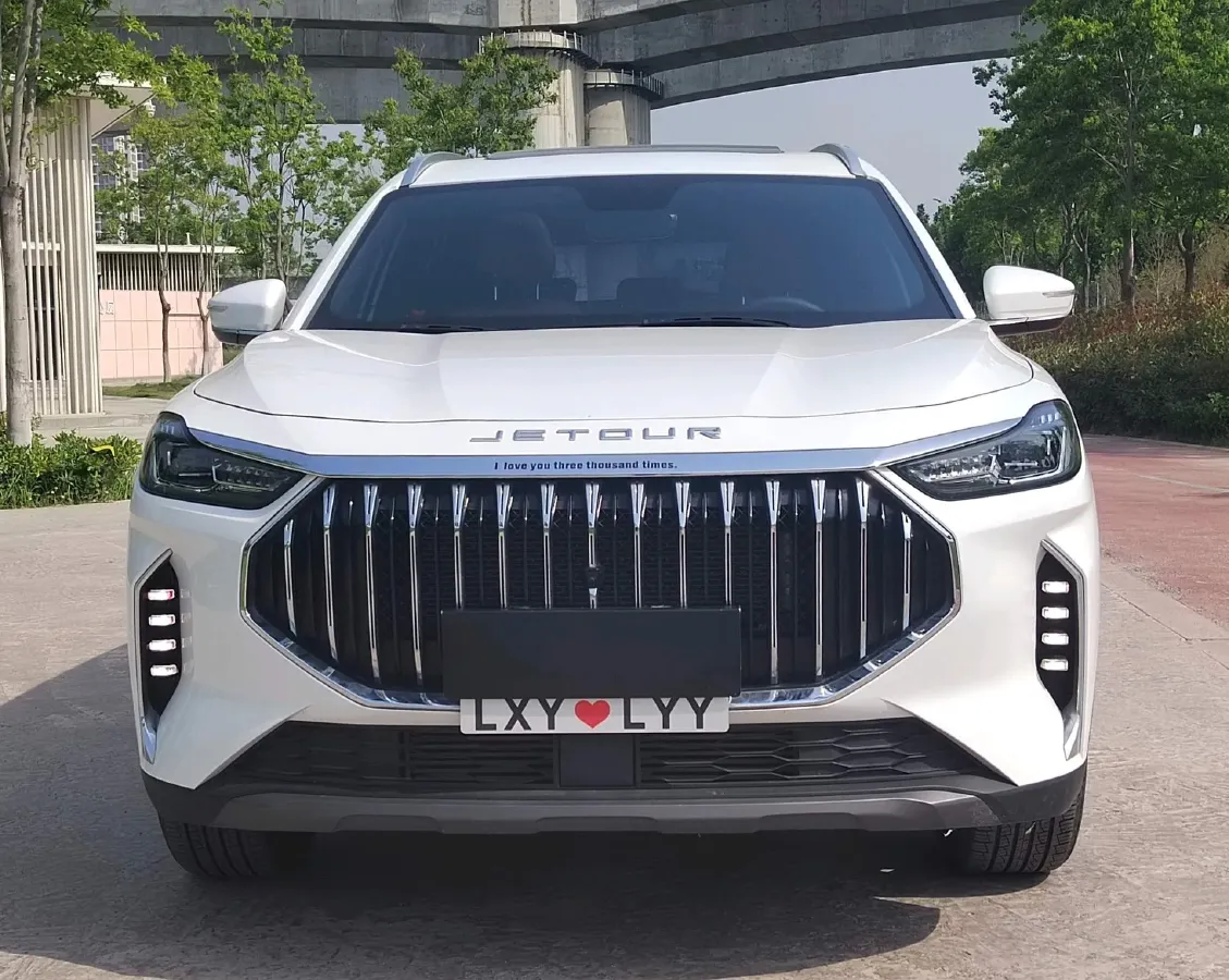 2023 Jetour X70 Plus 1.6T 197HP L4 7DCT,autocango,china used car exporter,china ev exporter,chinese used car exporter,chinese used ev exporter