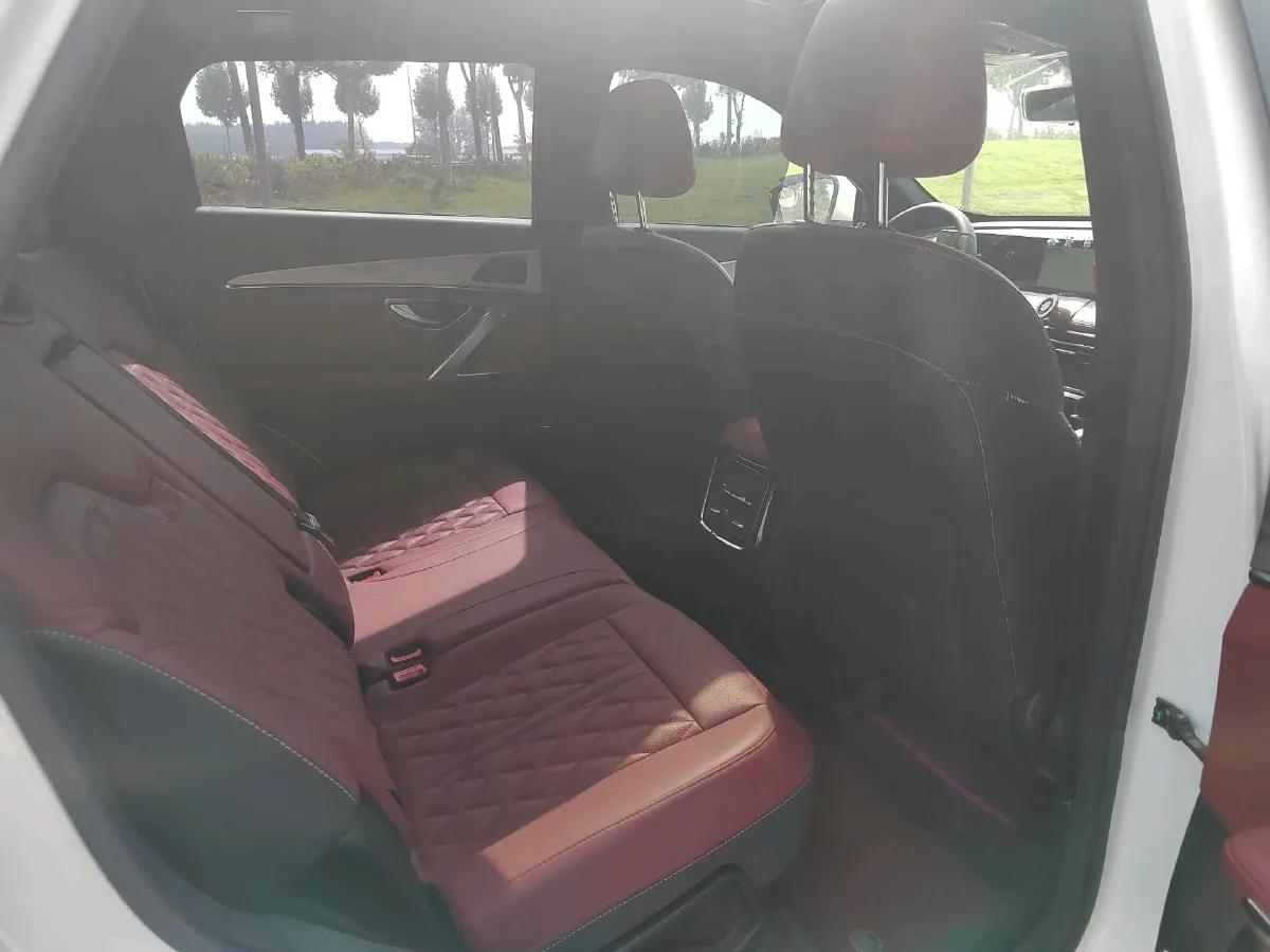 2023 Jetour X70 Plus 1.6T 197HP L4 7DCT,autocango,china used car exporter,china ev exporter,chinese used car exporter,chinese used ev exporter