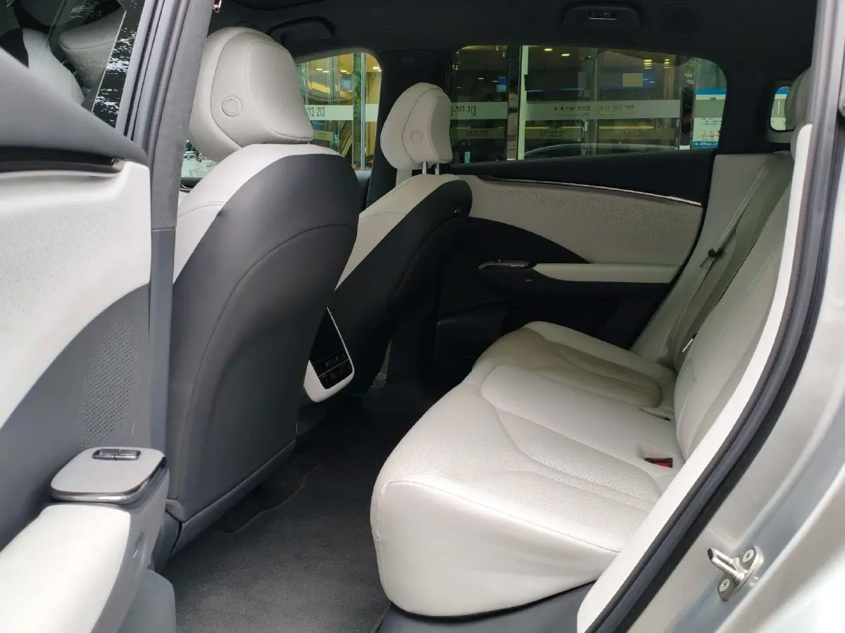 2025 Xpeng G7 BEV,autocango,china used car exporter,china ev exporter,chinese used car exporter,chinese used ev exporter