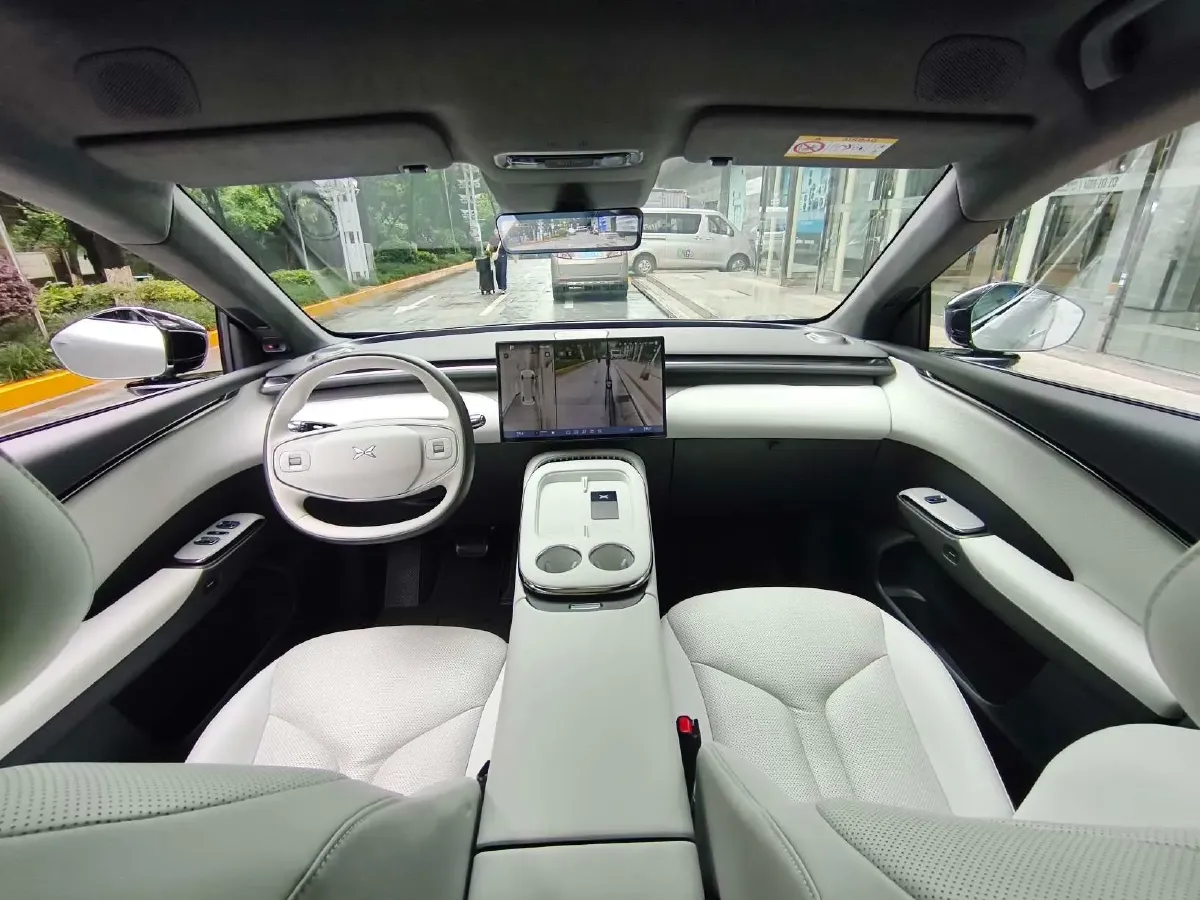 2025 Xpeng G7 BEV,autocango,china used car exporter,china ev exporter,chinese used car exporter,chinese used ev exporter