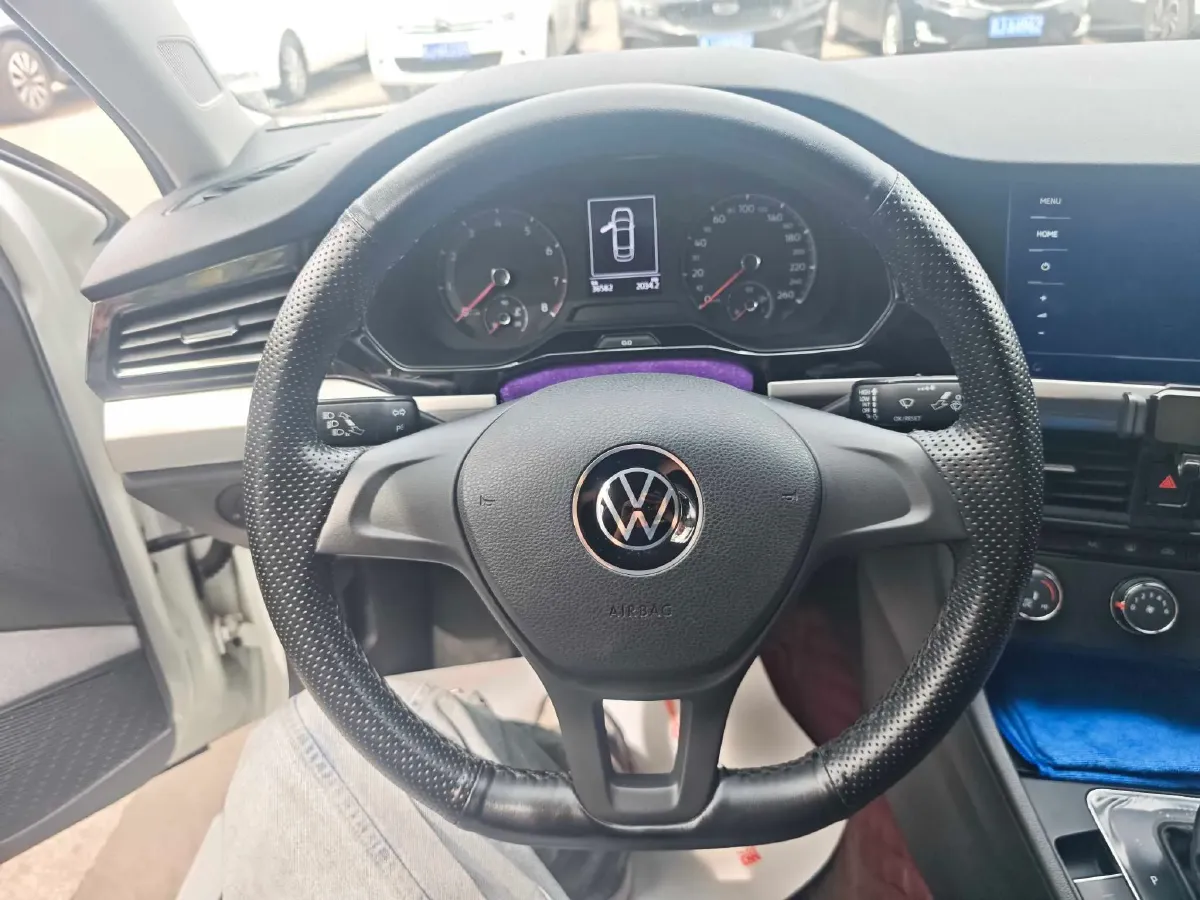 2021 Volkswagen Bora 1.5L 113HP L4 6AT,autocango,china used car exporter,china ev exporter,chinese used car exporter,chinese used ev exporter