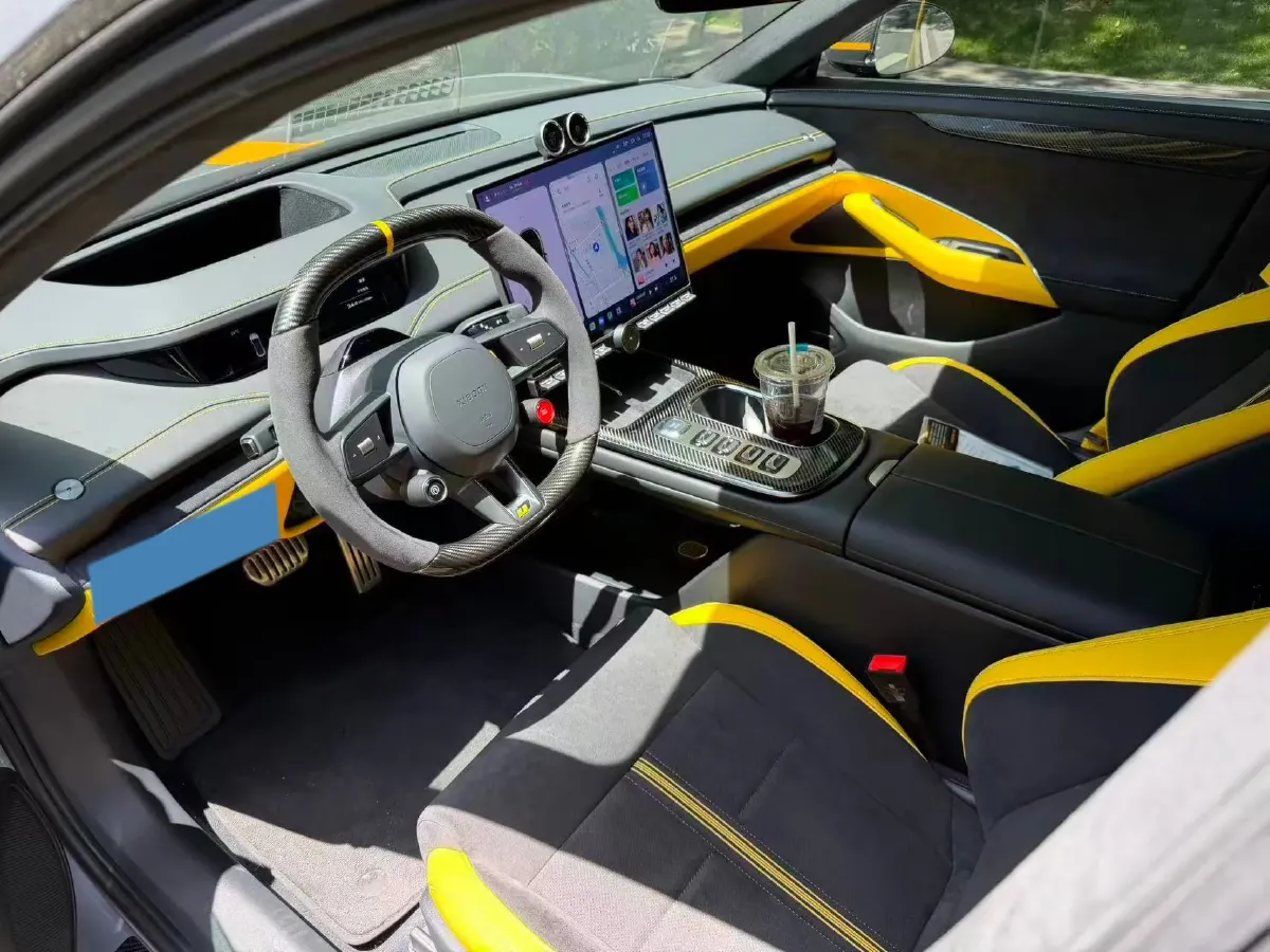 2025 MI SU7 Ultra BEV 93.7KWH,autocango,china used car exporter,china ev exporter,chinese used car exporter,chinese used ev exporter