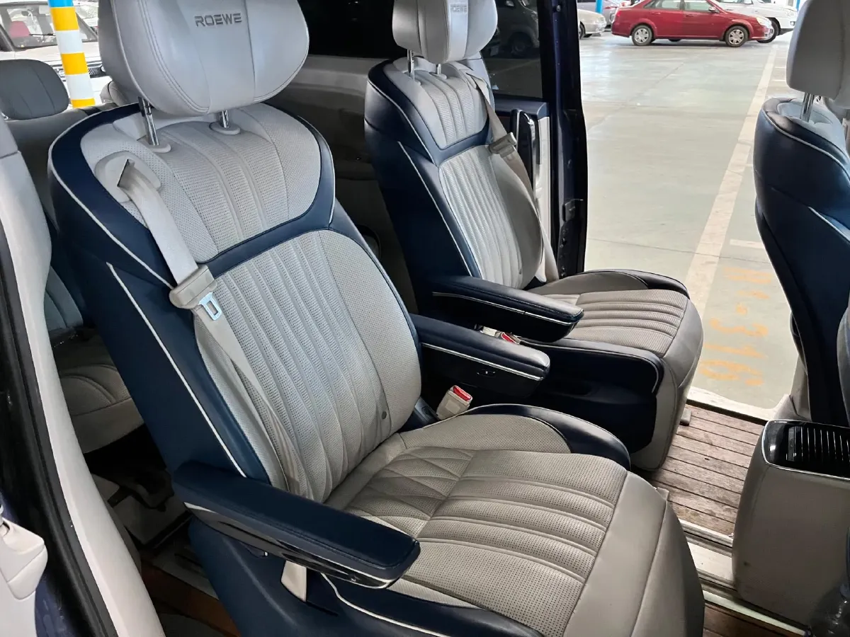 2021 Roewe iMAX8 2.0T 234HP L4 8AT,autocango,china used car exporter,china ev exporter,chinese used car exporter,chinese used ev exporter