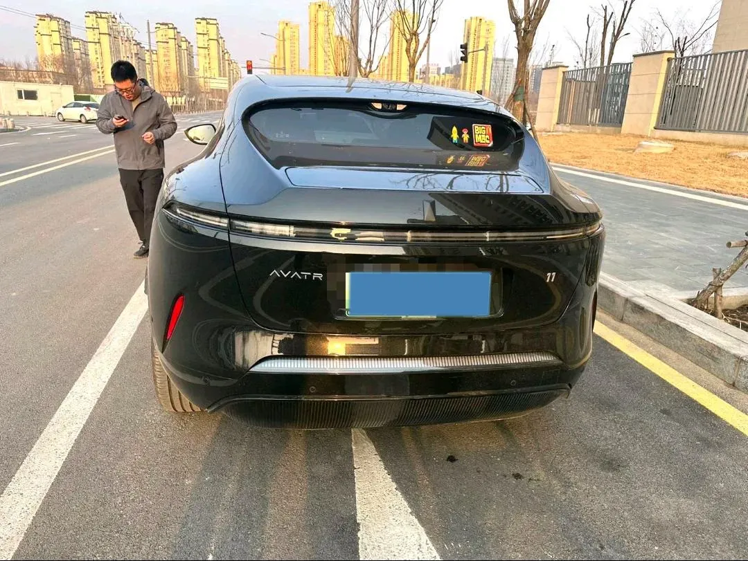 2025 Avatr 11 1.5T 156HP L4 REEV 39.05KWH,autocango,china used car exporter,china ev exporter,chinese used car exporter,chinese used ev exporter