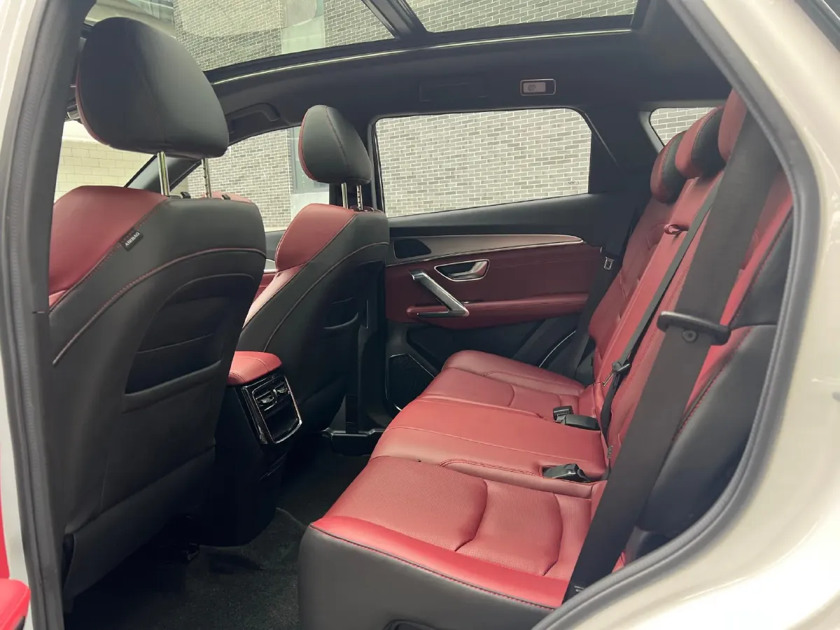 2021 Jetour X70 1.6T 197HP L4 7DCT,autocango,china used car exporter,china ev exporter,chinese used car exporter,chinese used ev exporter