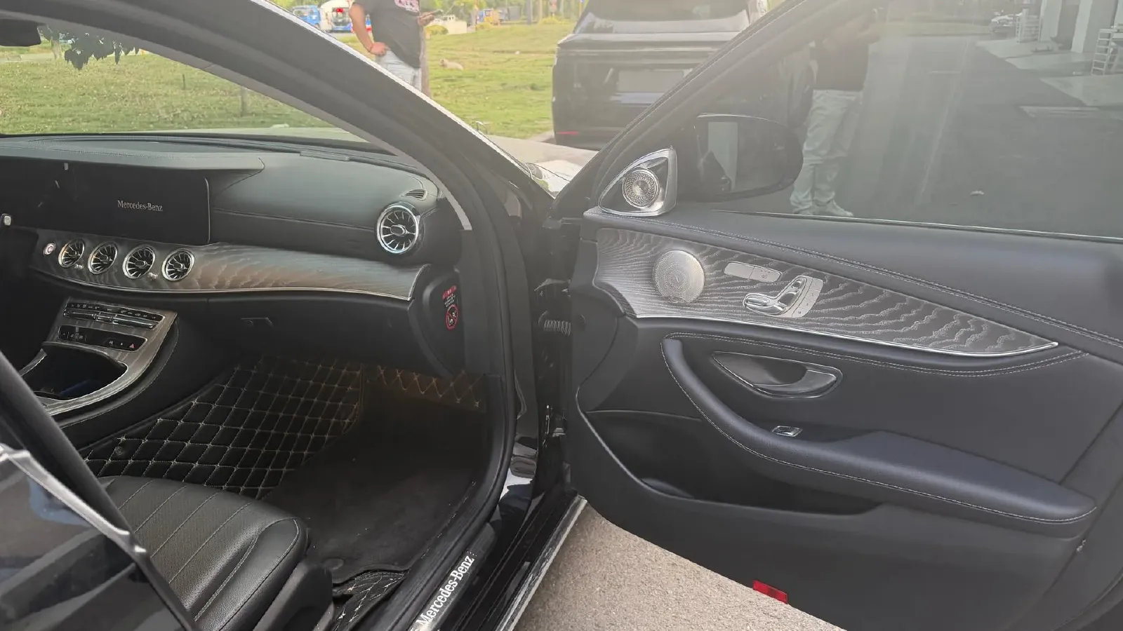 2022 Mercedes-Benz E Class 2.0T 258HP L4 9AT,autocango,china used car exporter,china ev exporter,chinese used car exporter,chinese used ev exporter