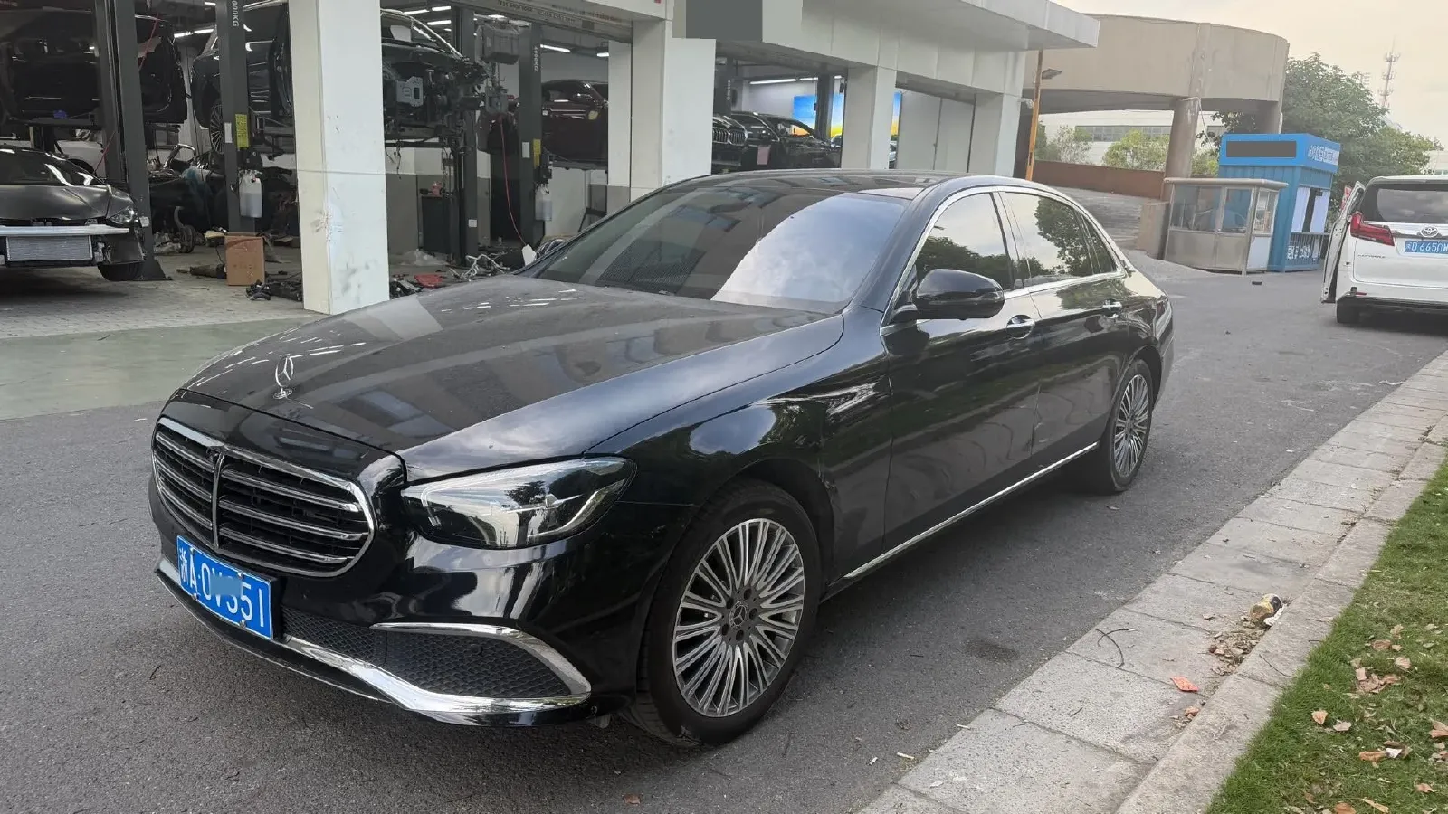 2022 Mercedes-Benz E Class 2.0T 258HP L4 9AT,autocango,china used car exporter,china ev exporter,chinese used car exporter,chinese used ev exporter