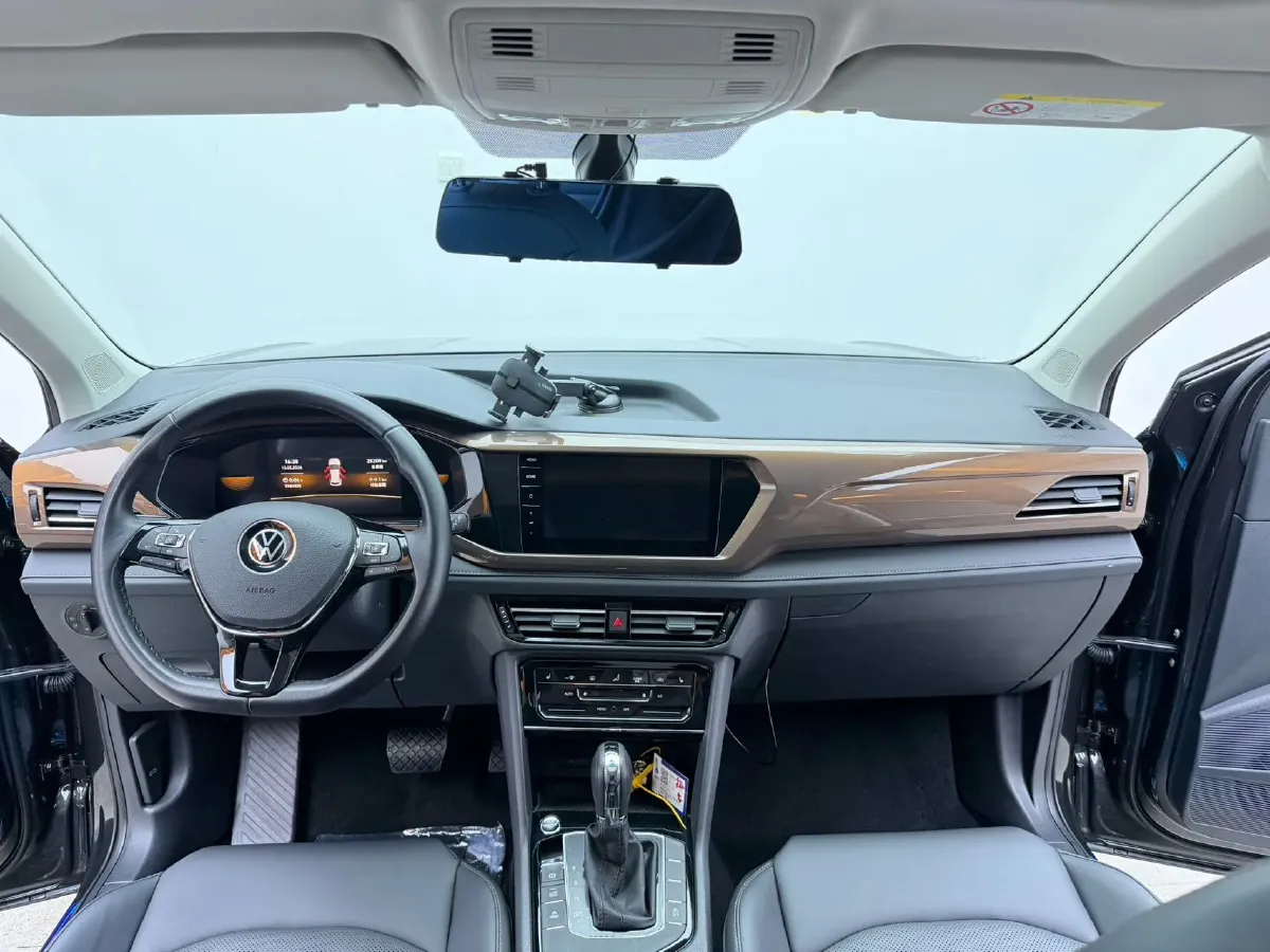 2022 Volkswagen Tharu 1.4T 150HP L4 7DCT,autocango,china used car exporter,china ev exporter,chinese used car exporter,chinese used ev exporter