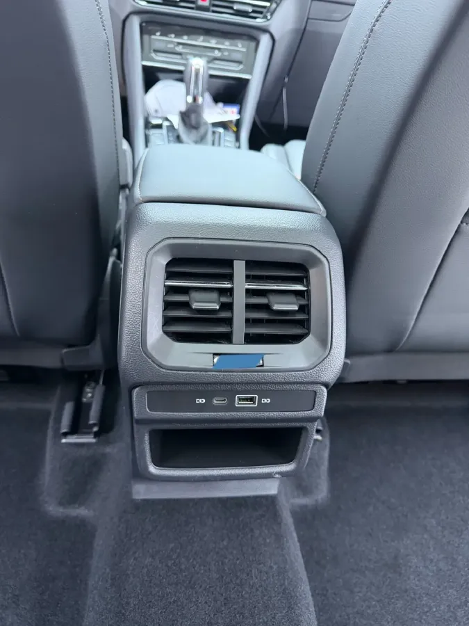 2022 Volkswagen Tharu 1.4T 150HP L4 7DCT,autocango,china used car exporter,china ev exporter,chinese used car exporter,chinese used ev exporter
